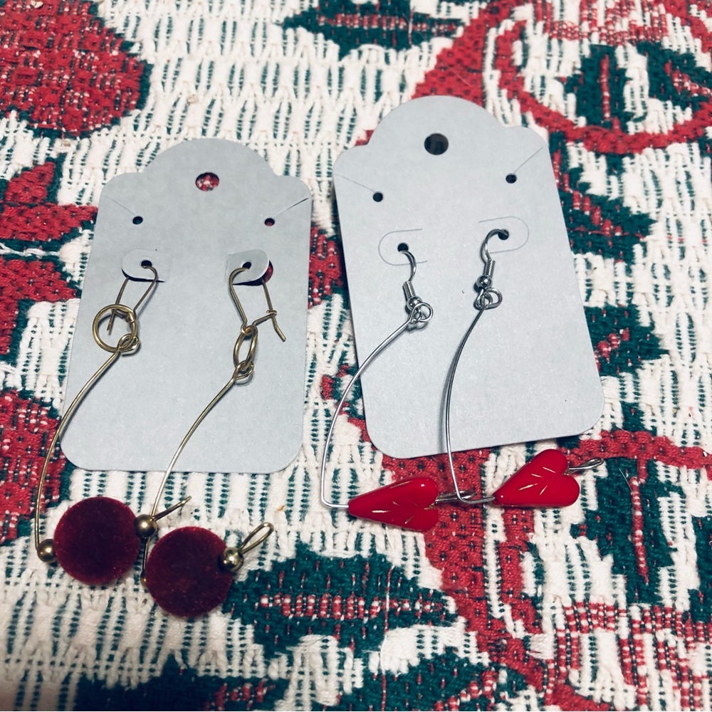 Gothic Two Pairs Earrings